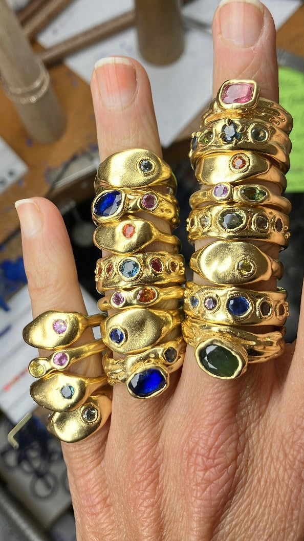 Teal blue and sunset orange Sapphires 1/2 Cigar