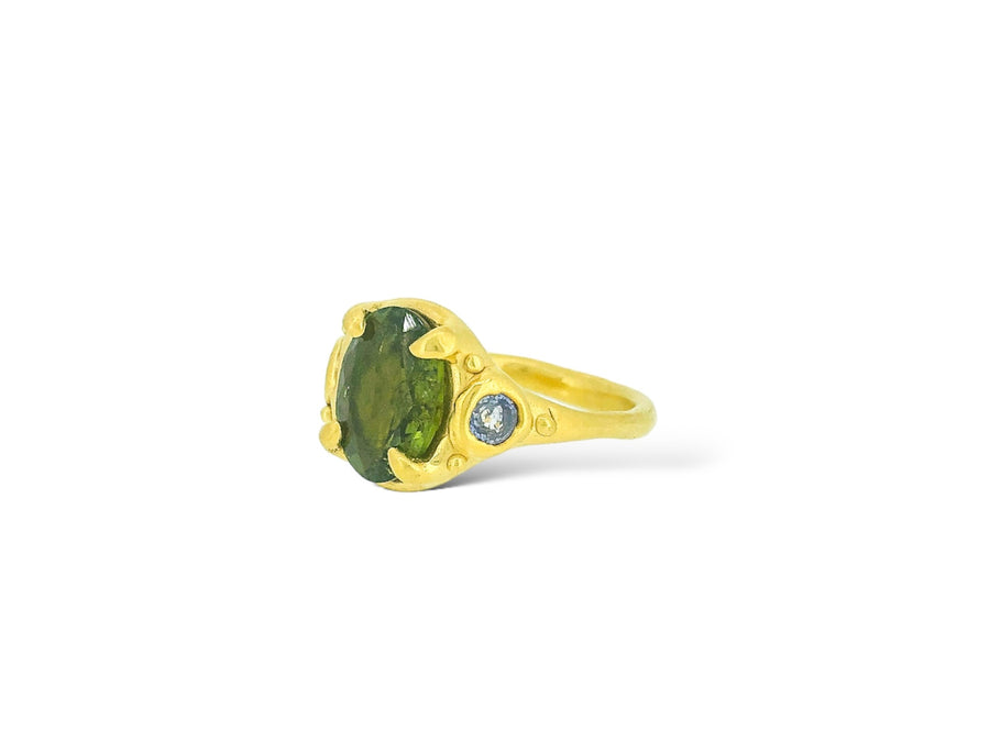 Green domed Emblema ring
