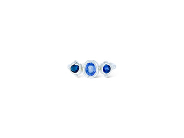 3 blue sapphires band