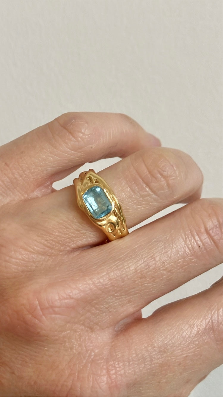 Aquamarine Melt ring