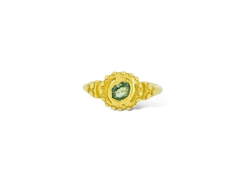 Green Sapphire with shoulder detail