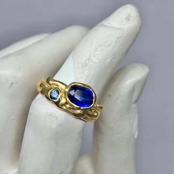 Kyanite + blue sapphire Melt ring