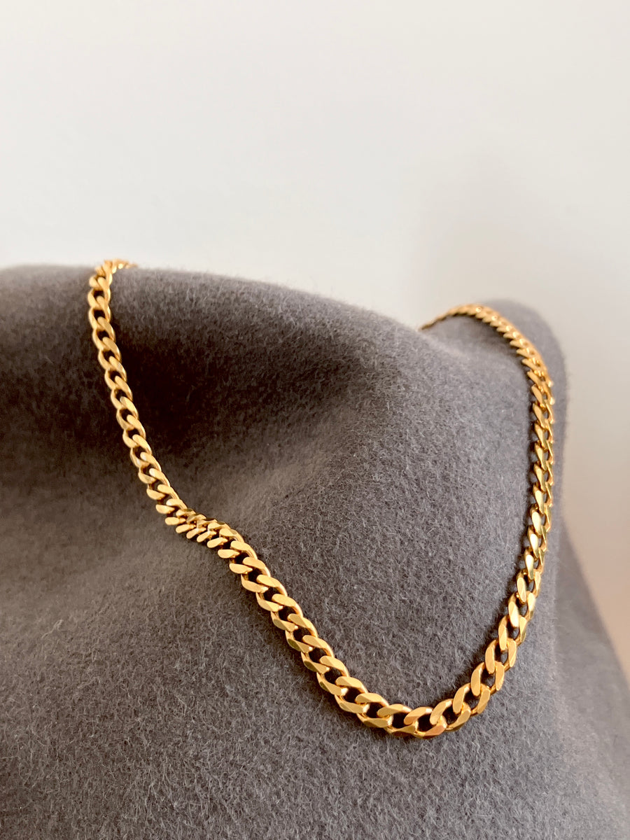 CLEARANCE  Medium weight Flat Curb chain - gold vermeil - 41-46cm