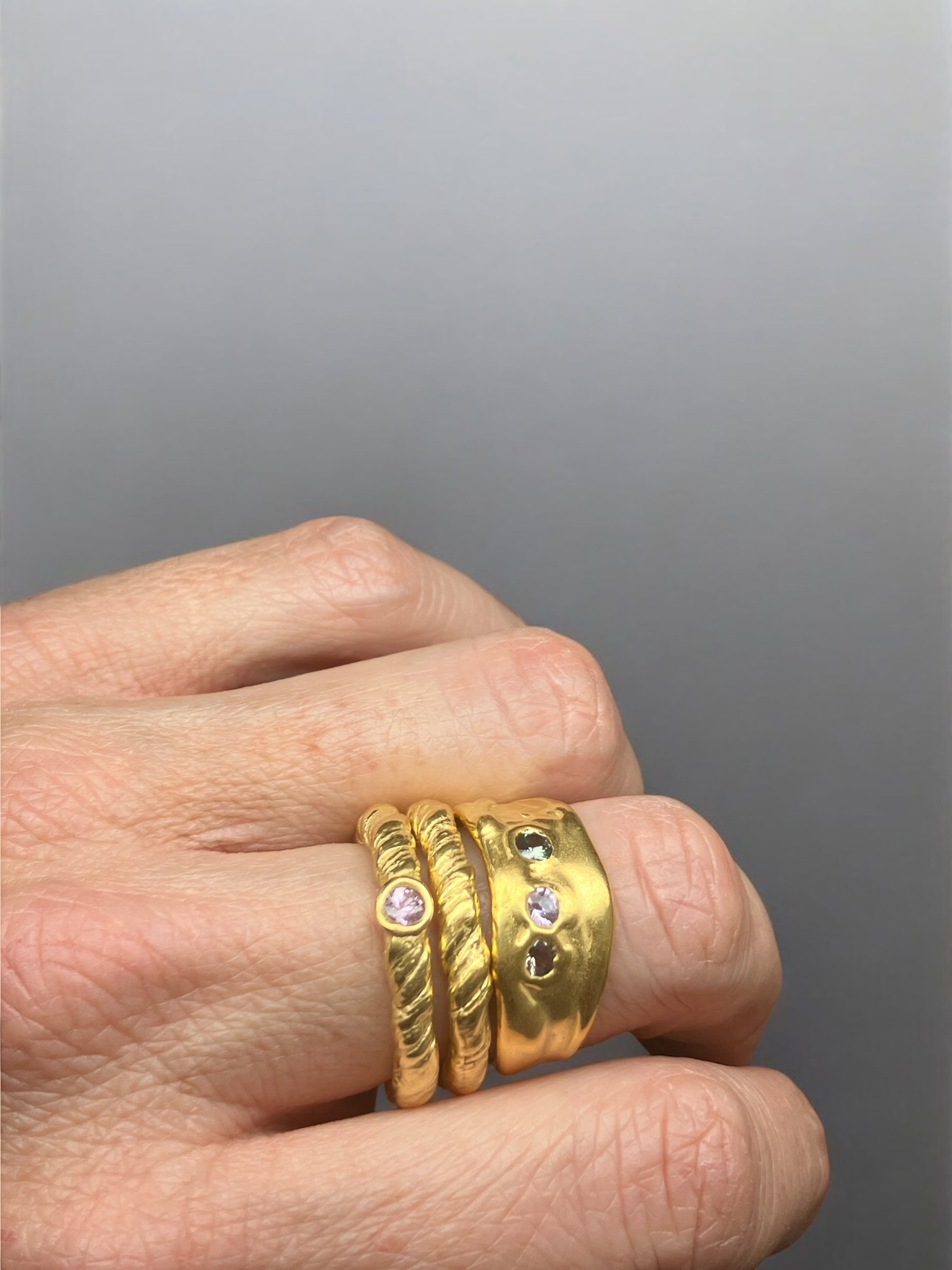 Tress Ring with single pink sapphire – Sharlala Jewellery