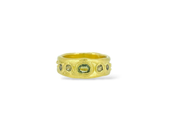 Pale green and champagne Sapphires 1/2 Cigar