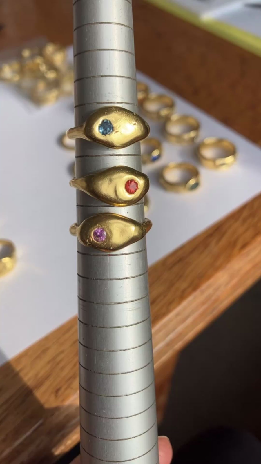 Aqua blue sapphire Luxe signet